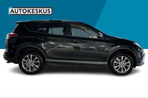 Toyota RAV4 esikatselu 3
