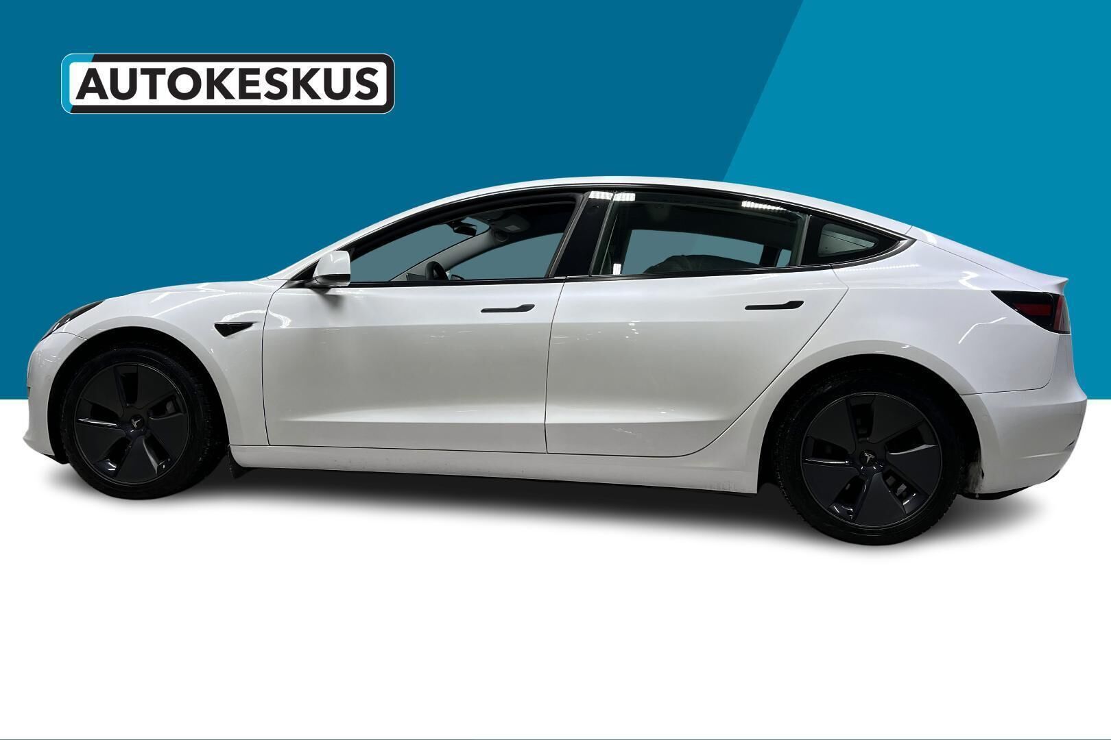 Tesla Model 3 iso kuva 5