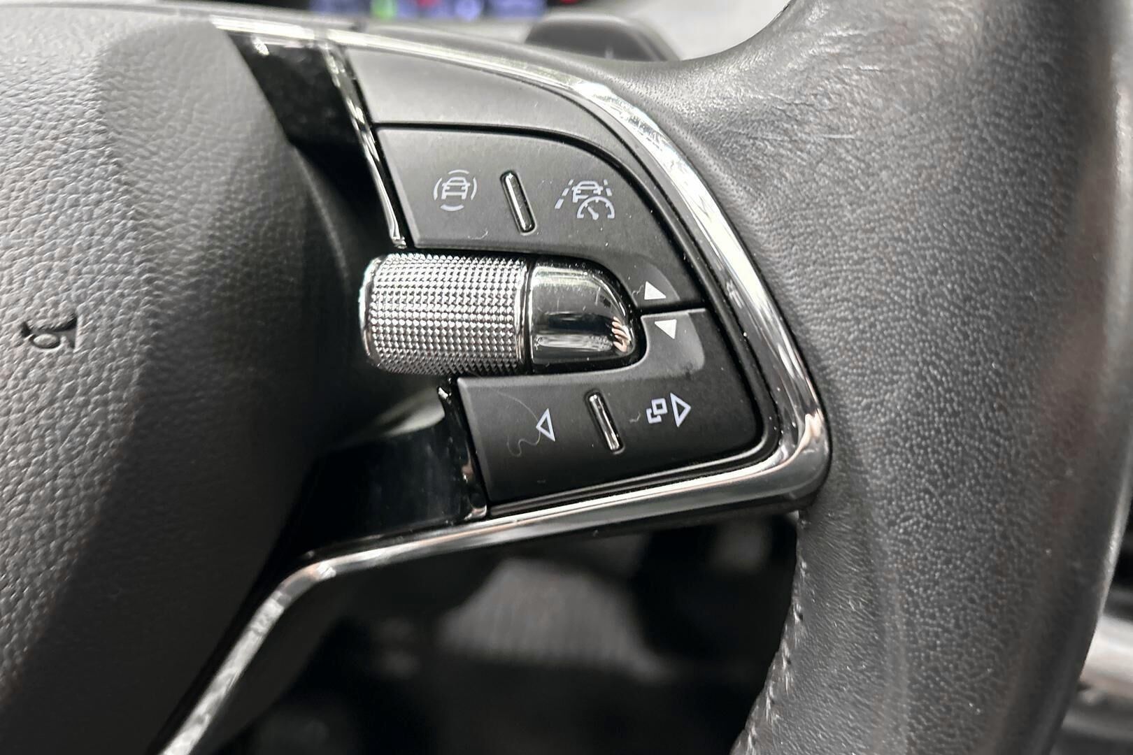 Skoda Enyaq iso kuva 17