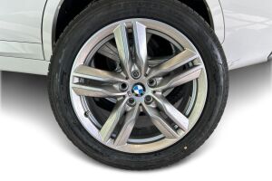 BMW X1 esikatselu 13