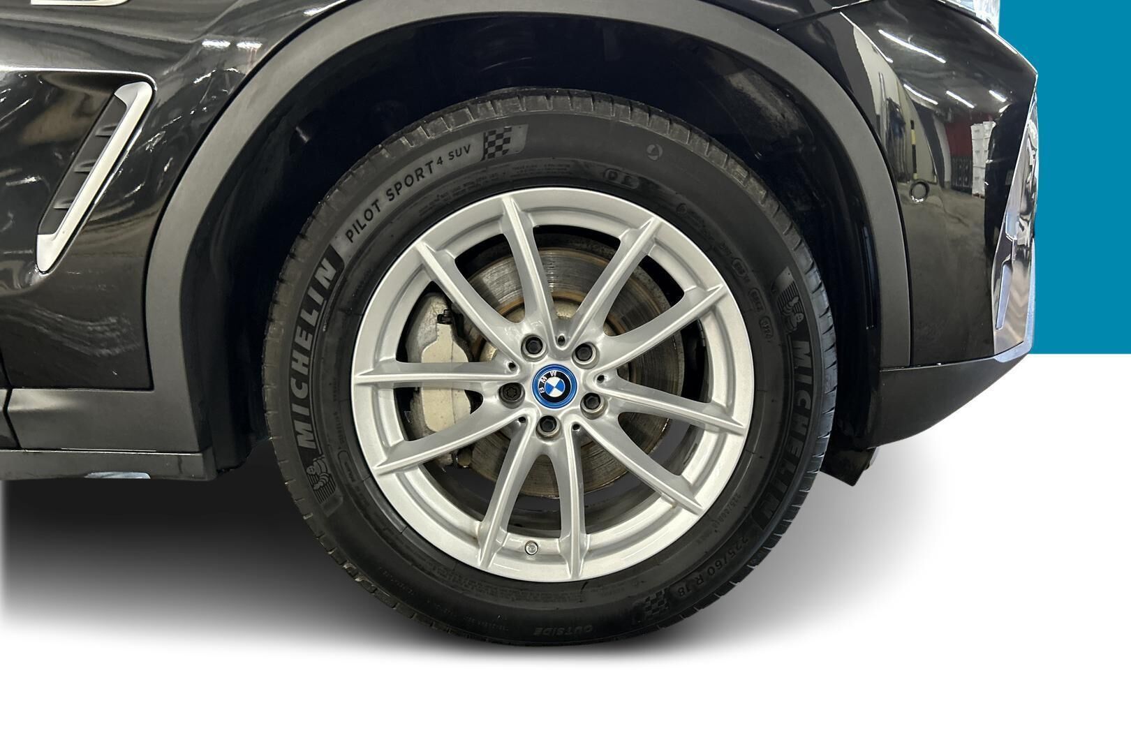 BMW X3 iso kuva 12