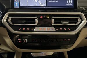 BMW X3 esikatselu 36