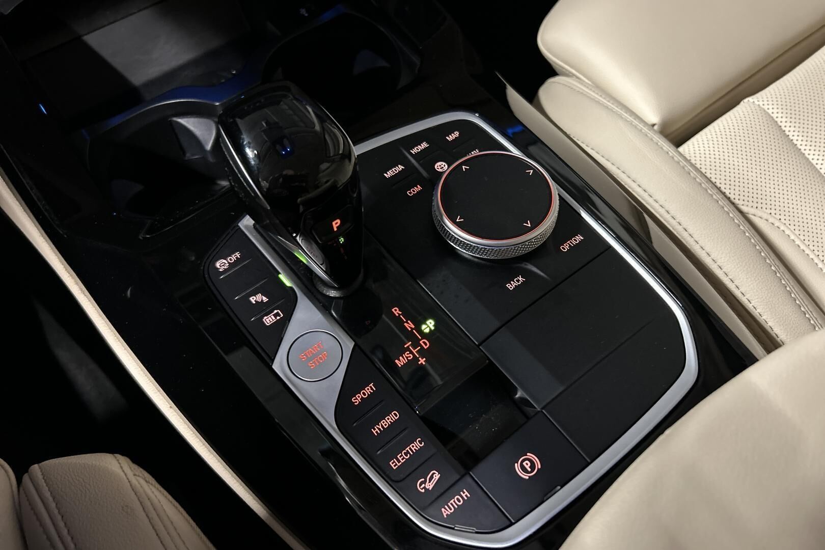 BMW X3 iso kuva 38