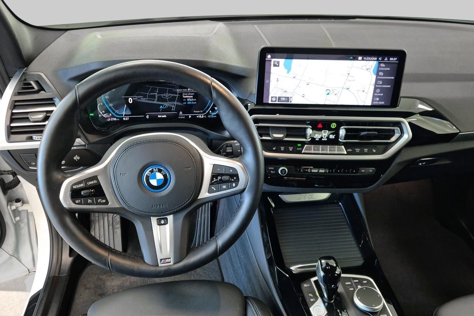 BMW X3 iso kuva 8