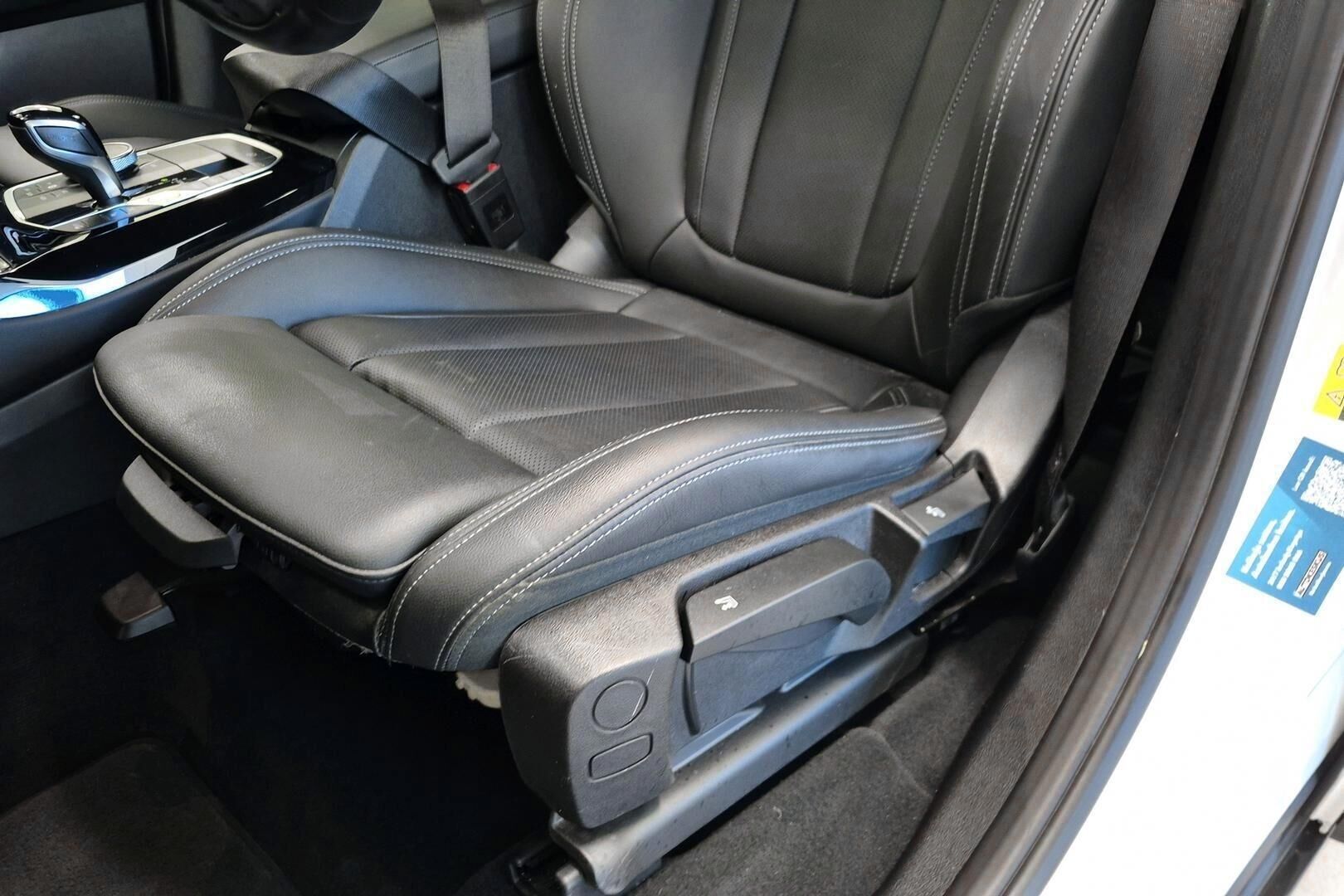 BMW X3 iso kuva 15
