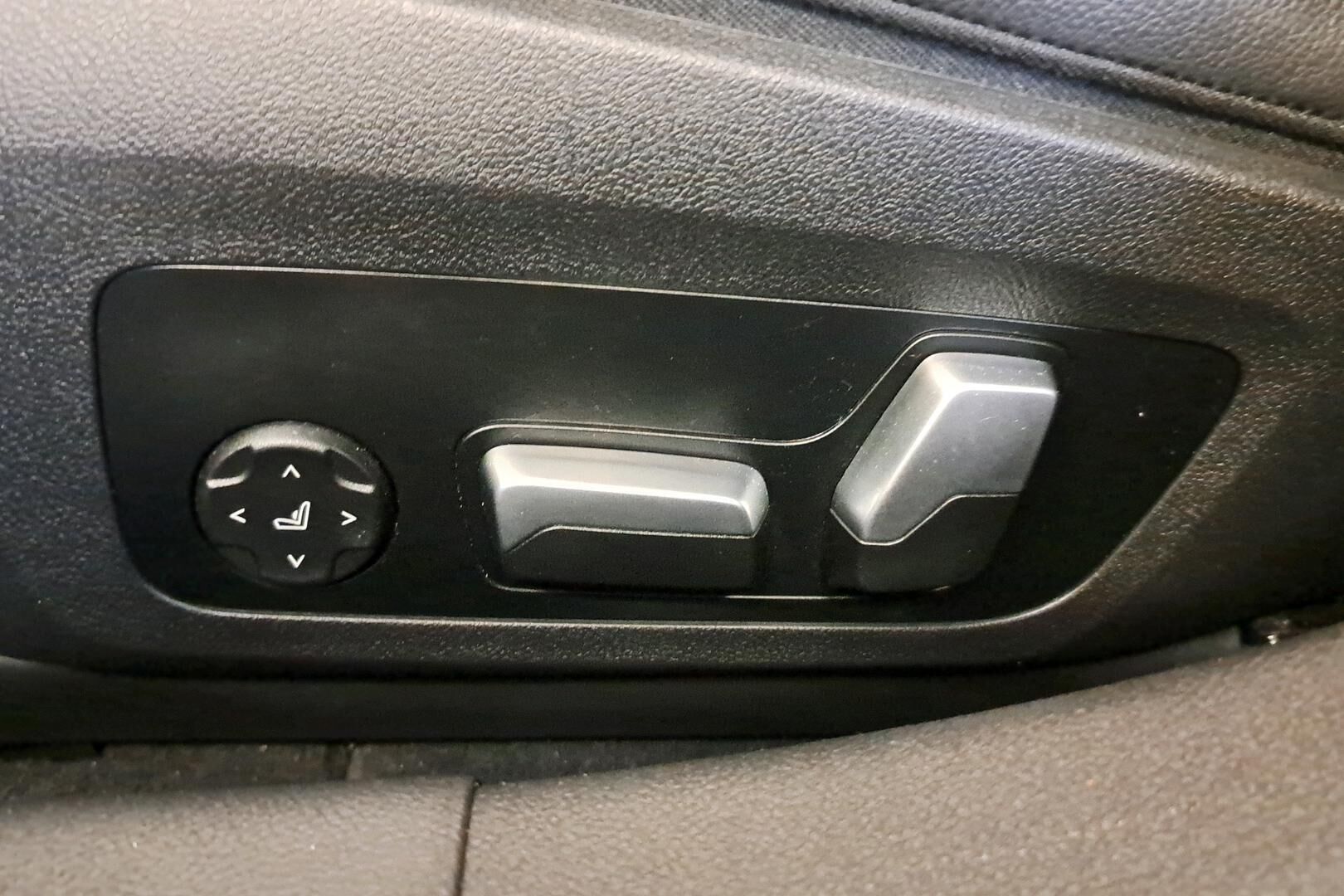 BMW I4 iso kuva 4