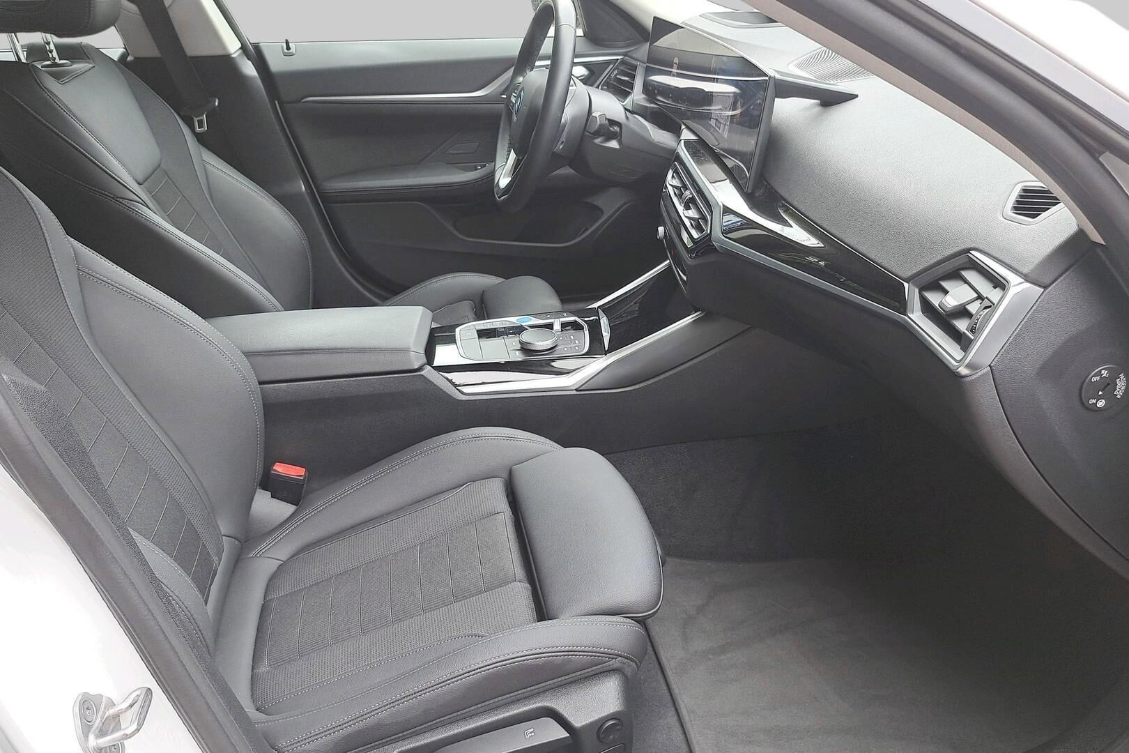 BMW I4 iso kuva 2