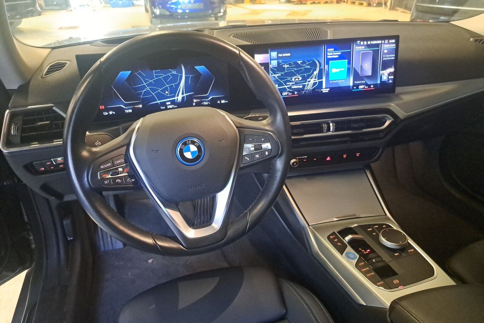 BMW I4 iso kuva 2