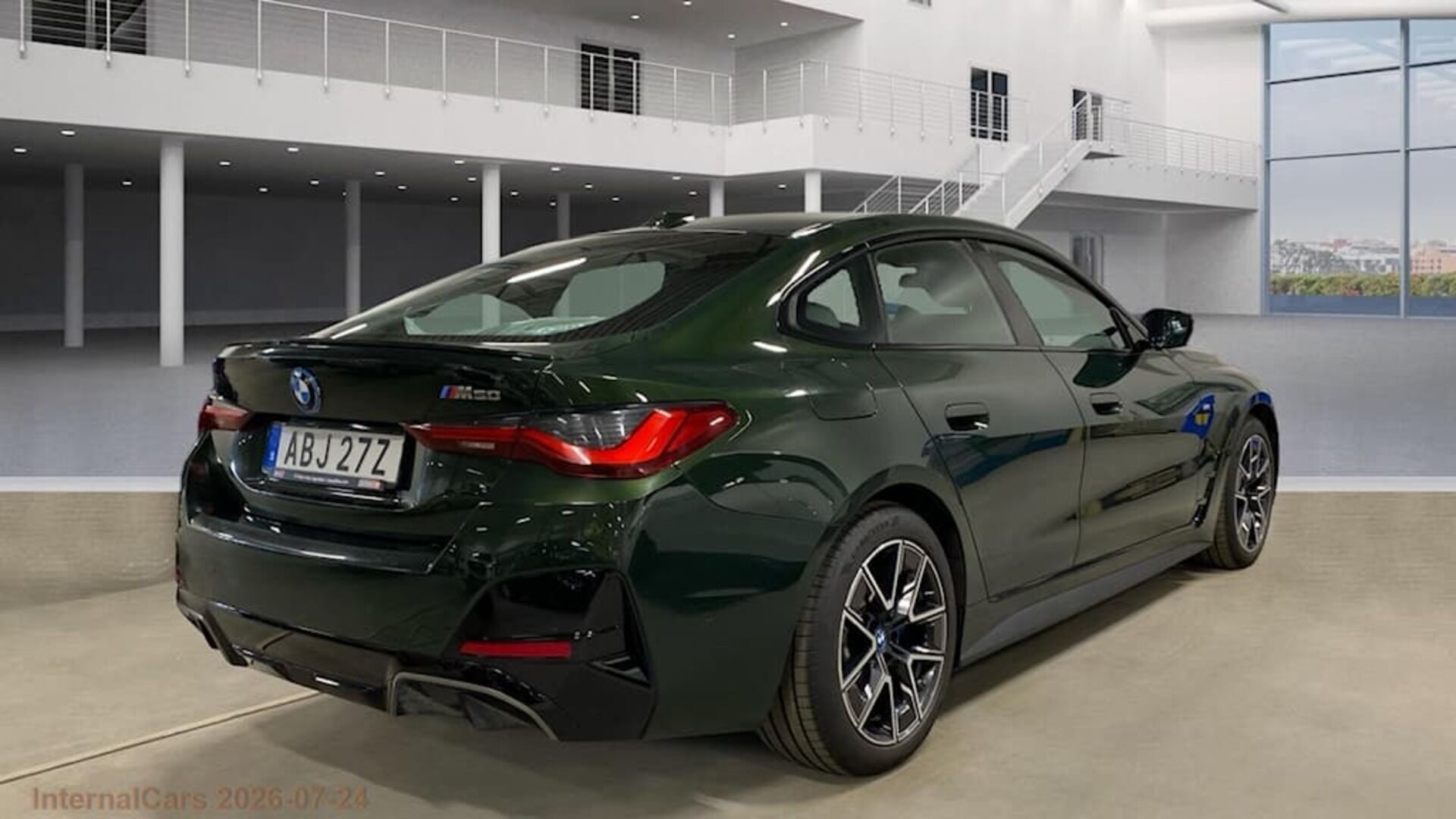 BMW I4 M50 iso kuva 2