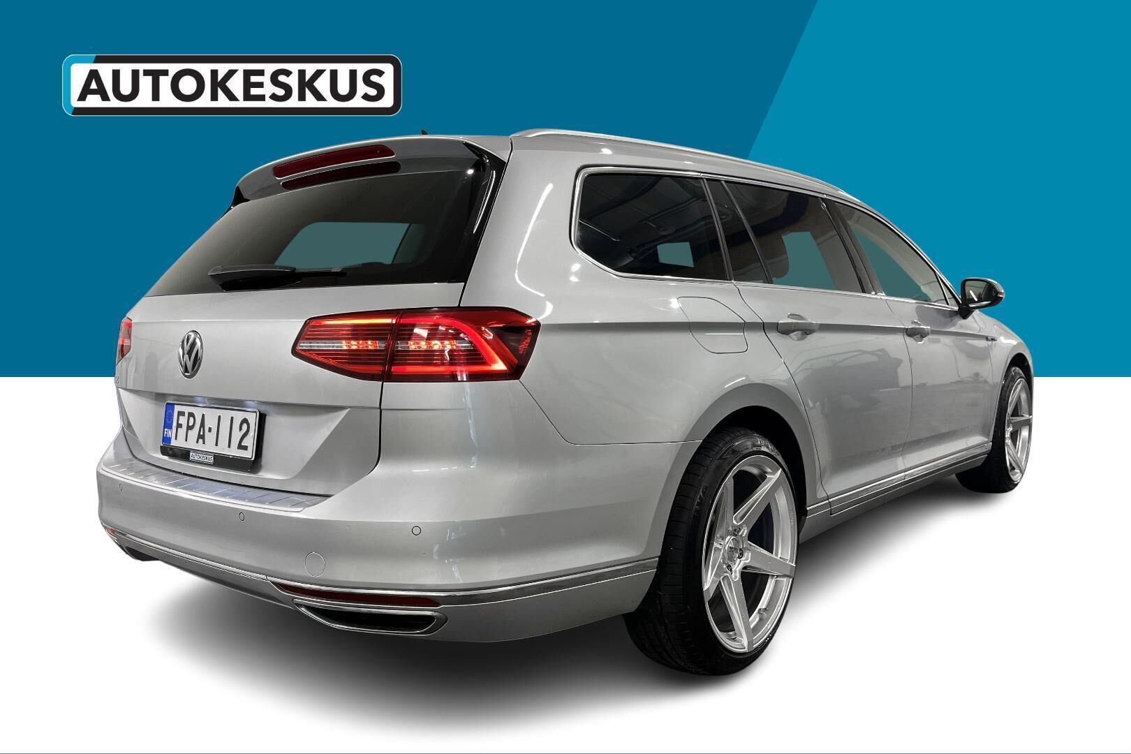 Volkswagen Passat iso kuva 5