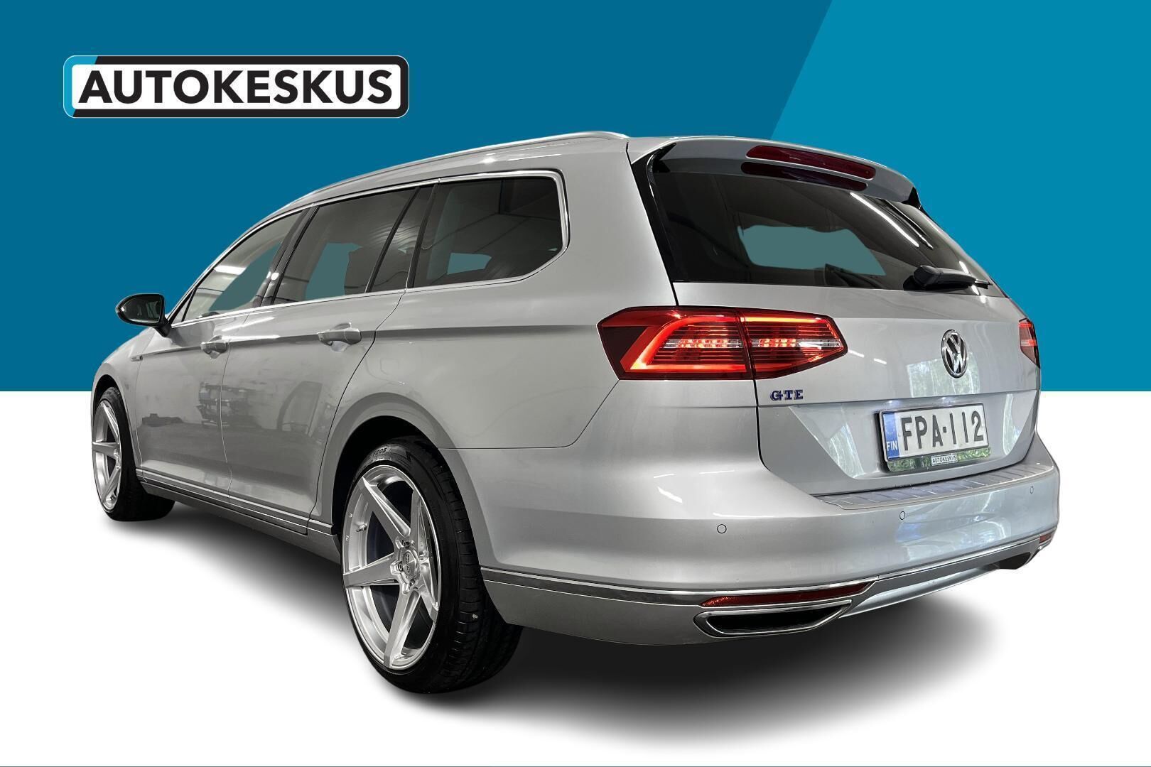 Volkswagen Passat iso kuva 7