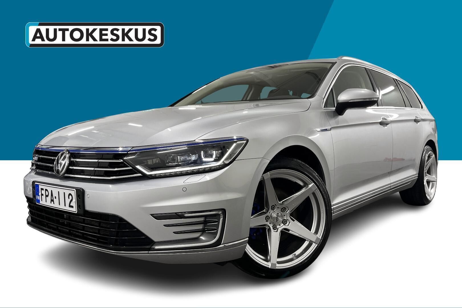 Volkswagen Passat iso kuva 0