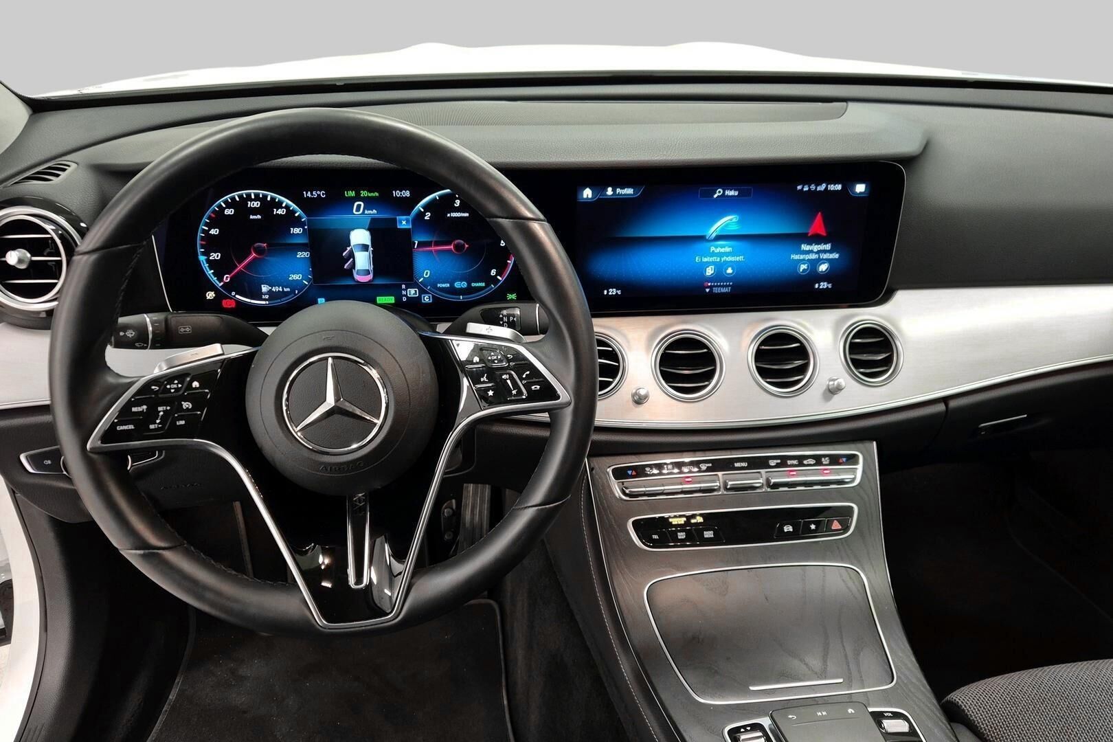 Mercedes-Benz E iso kuva 4