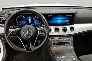 Mercedes-Benz E esikatselu 4