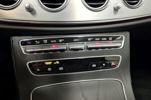 Mercedes-Benz E esikatselu 21