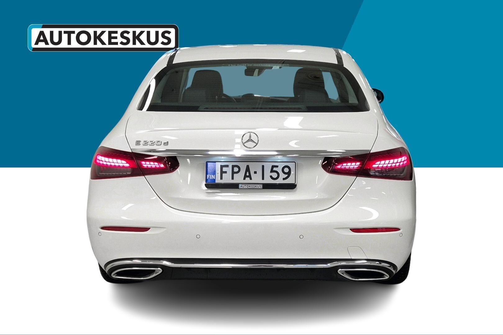 Mercedes-Benz E iso kuva 1