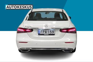 Mercedes-Benz E esikatselu 1