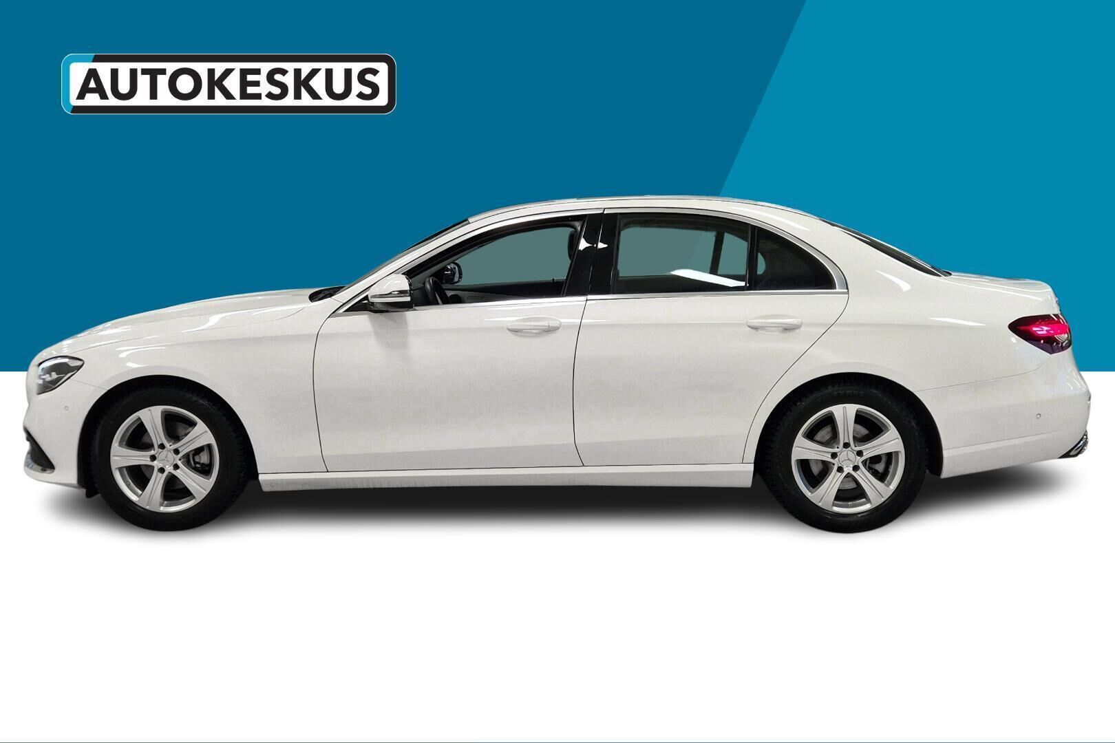 Mercedes-Benz E iso kuva 18