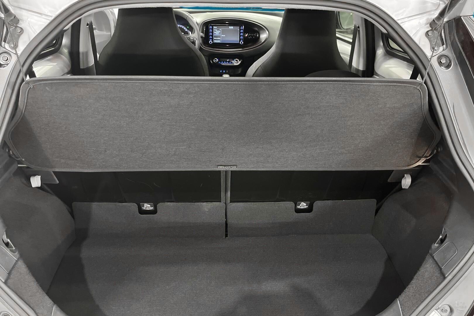 Toyota Aygo X iso kuva 11