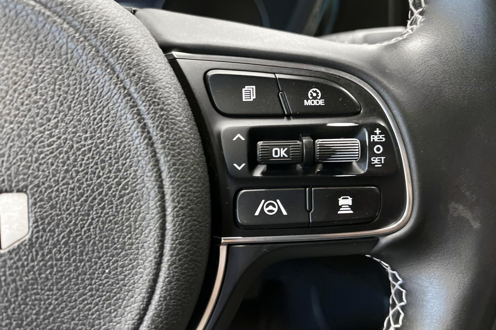 Kia Niro iso kuva 26