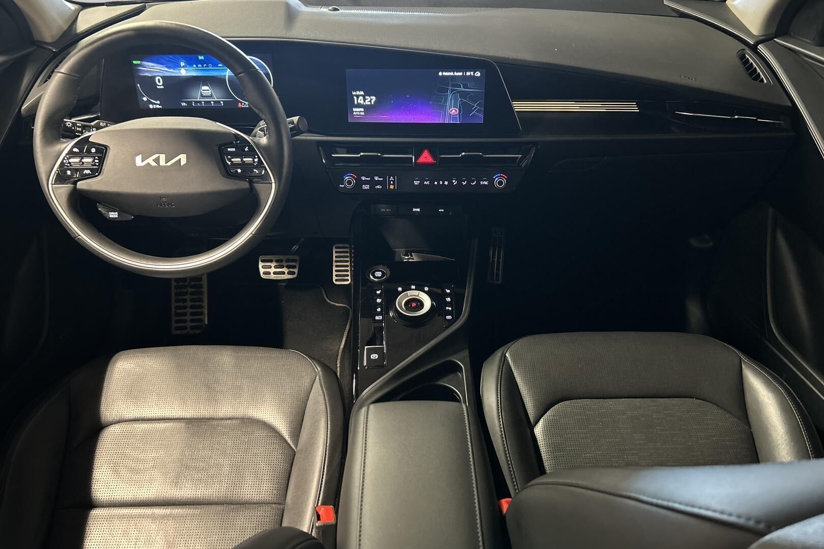 Kia Niro iso kuva 11