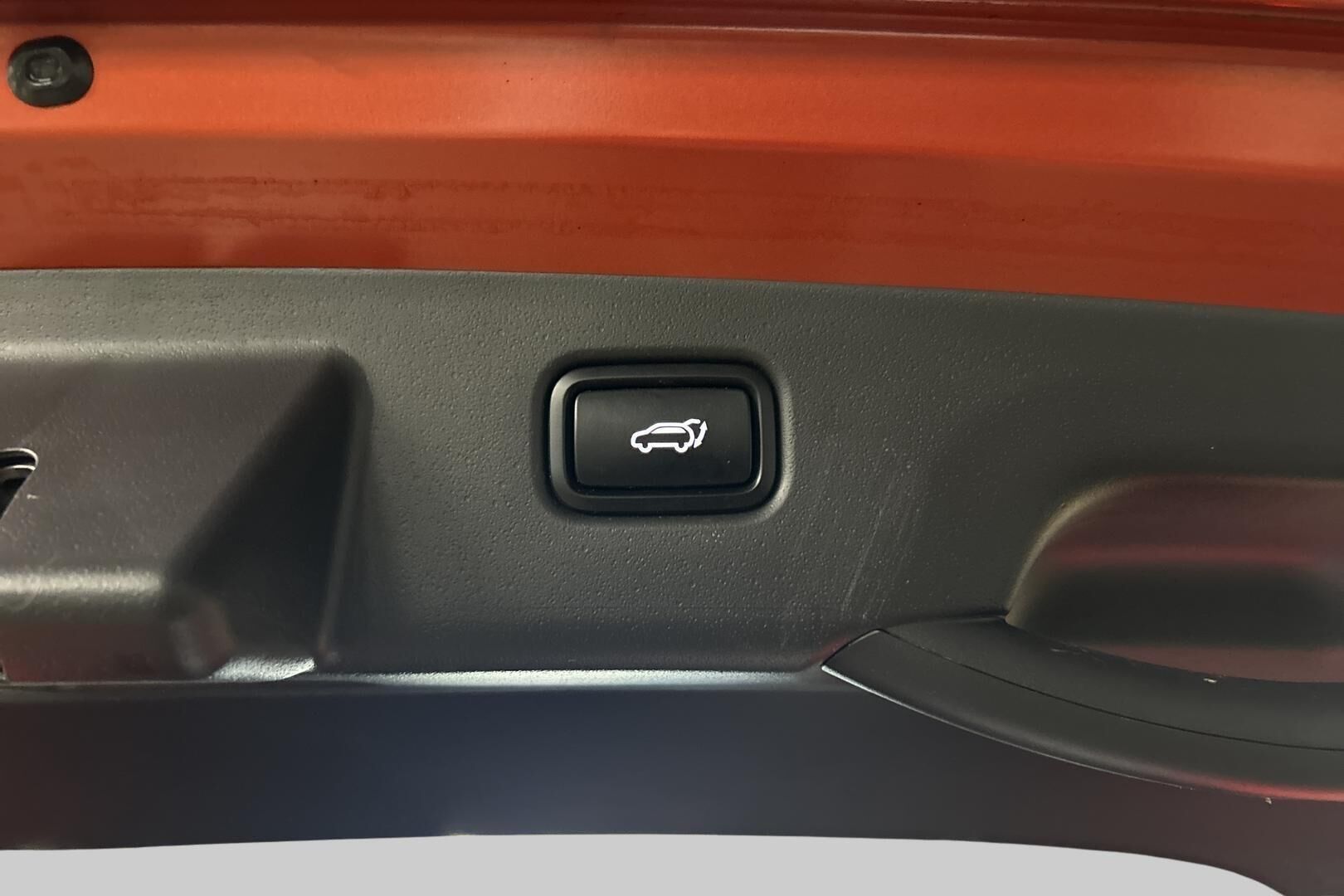 Kia Niro iso kuva 14