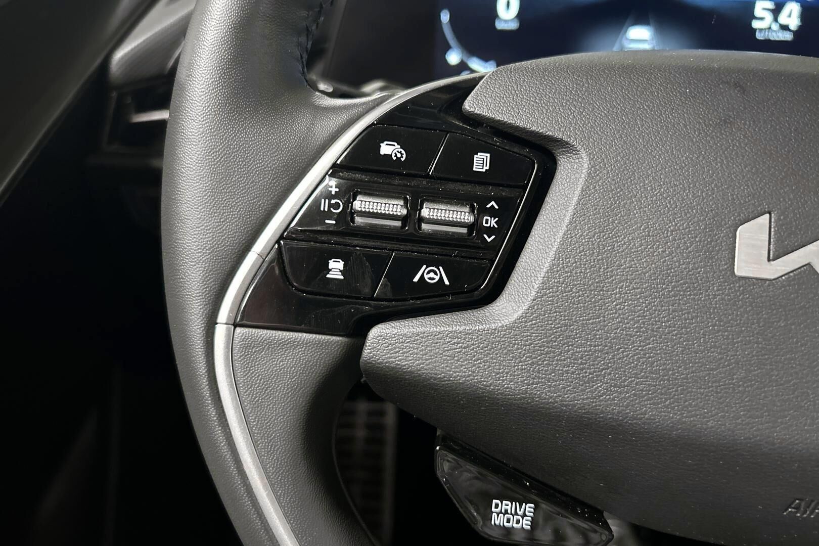 Kia Niro iso kuva 18