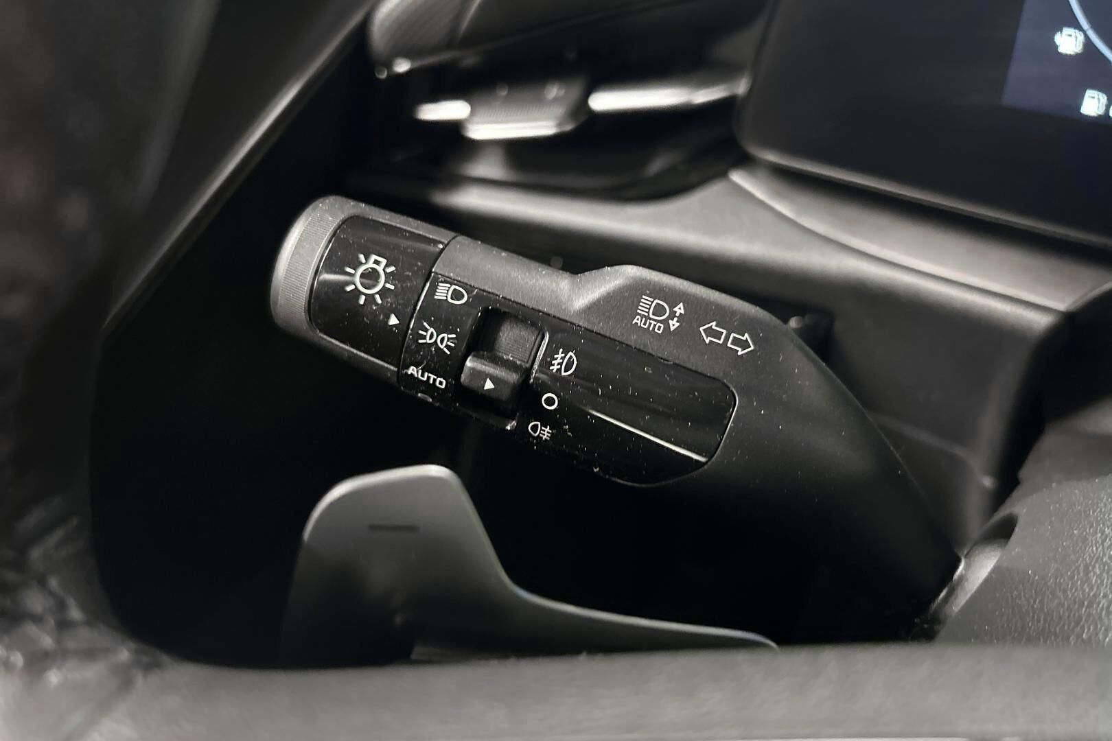 Kia Niro iso kuva 20