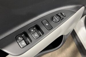 Kia Stonic esikatselu 14