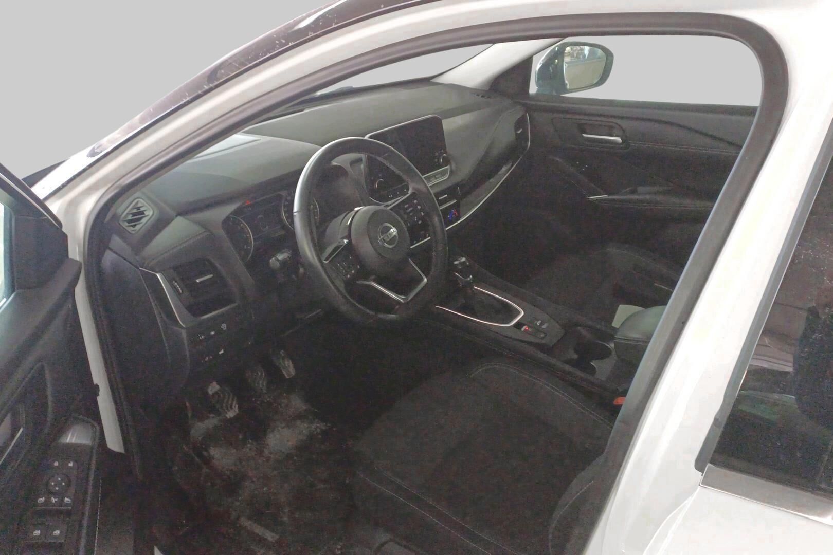 Nissan Qashqai iso kuva 1