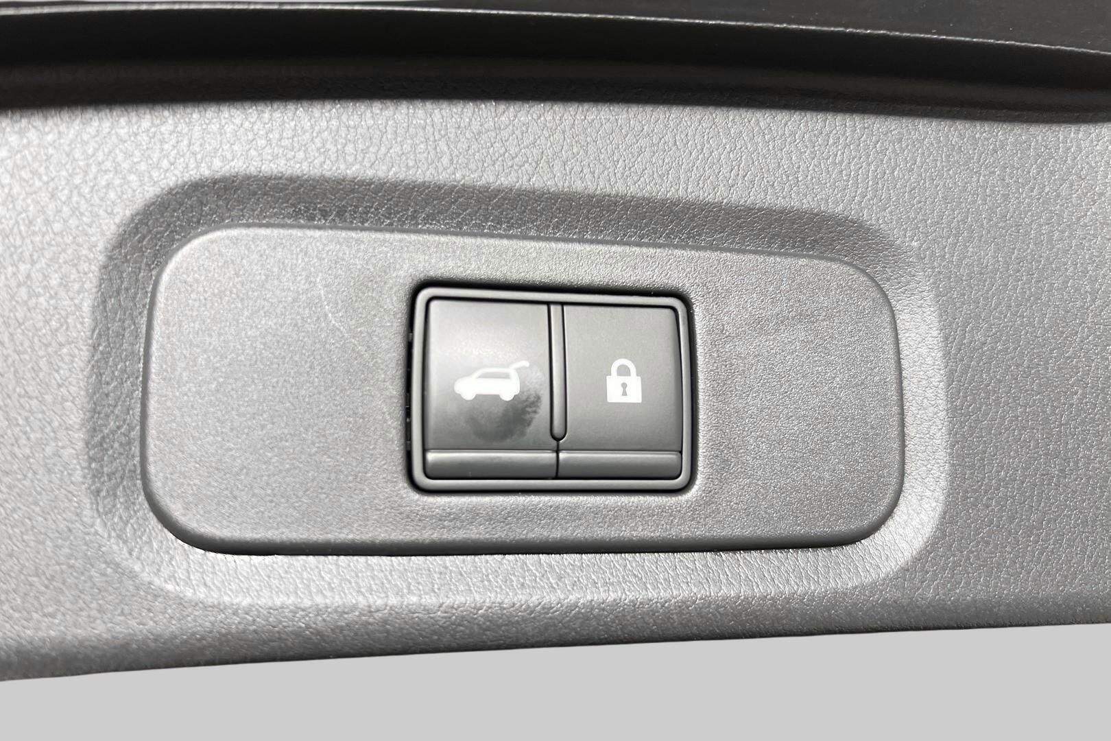 Nissan Qashqai iso kuva 11