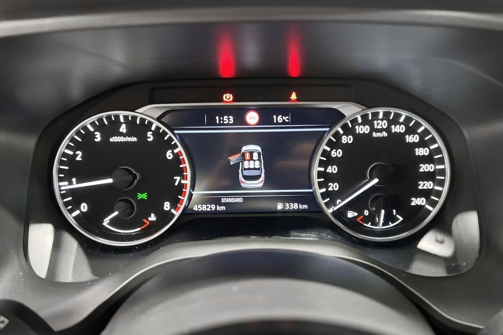 Nissan Qashqai iso kuva 17