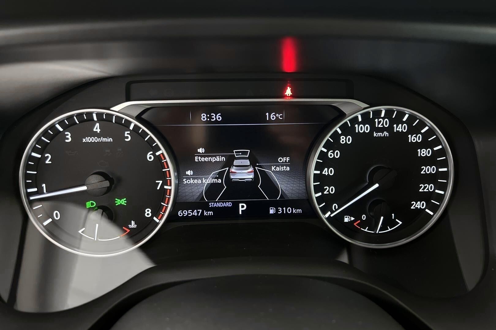 Nissan Qashqai iso kuva 14
