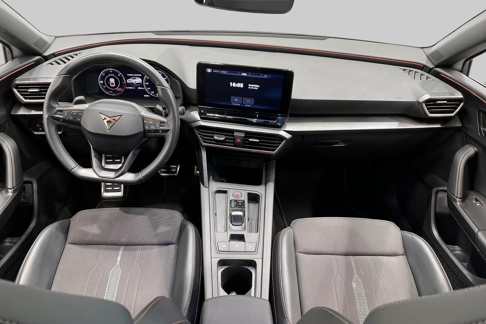 Cupra Leon iso kuva 11