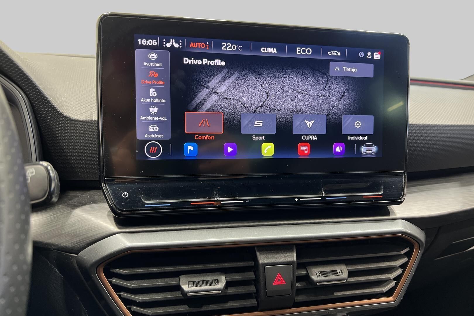Cupra Leon iso kuva 18