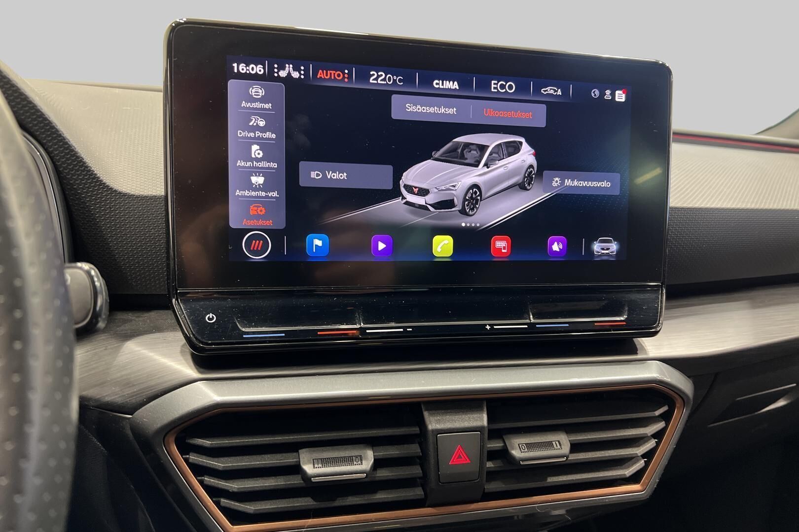 Cupra Leon iso kuva 21