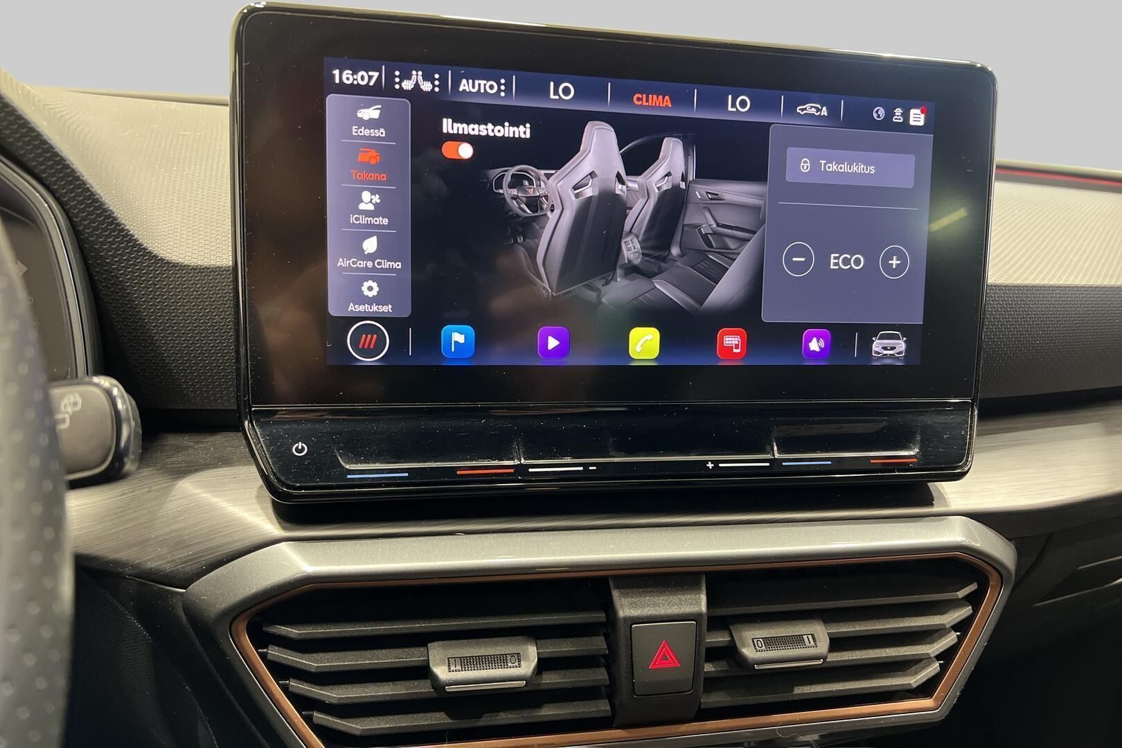 Cupra Leon iso kuva 28