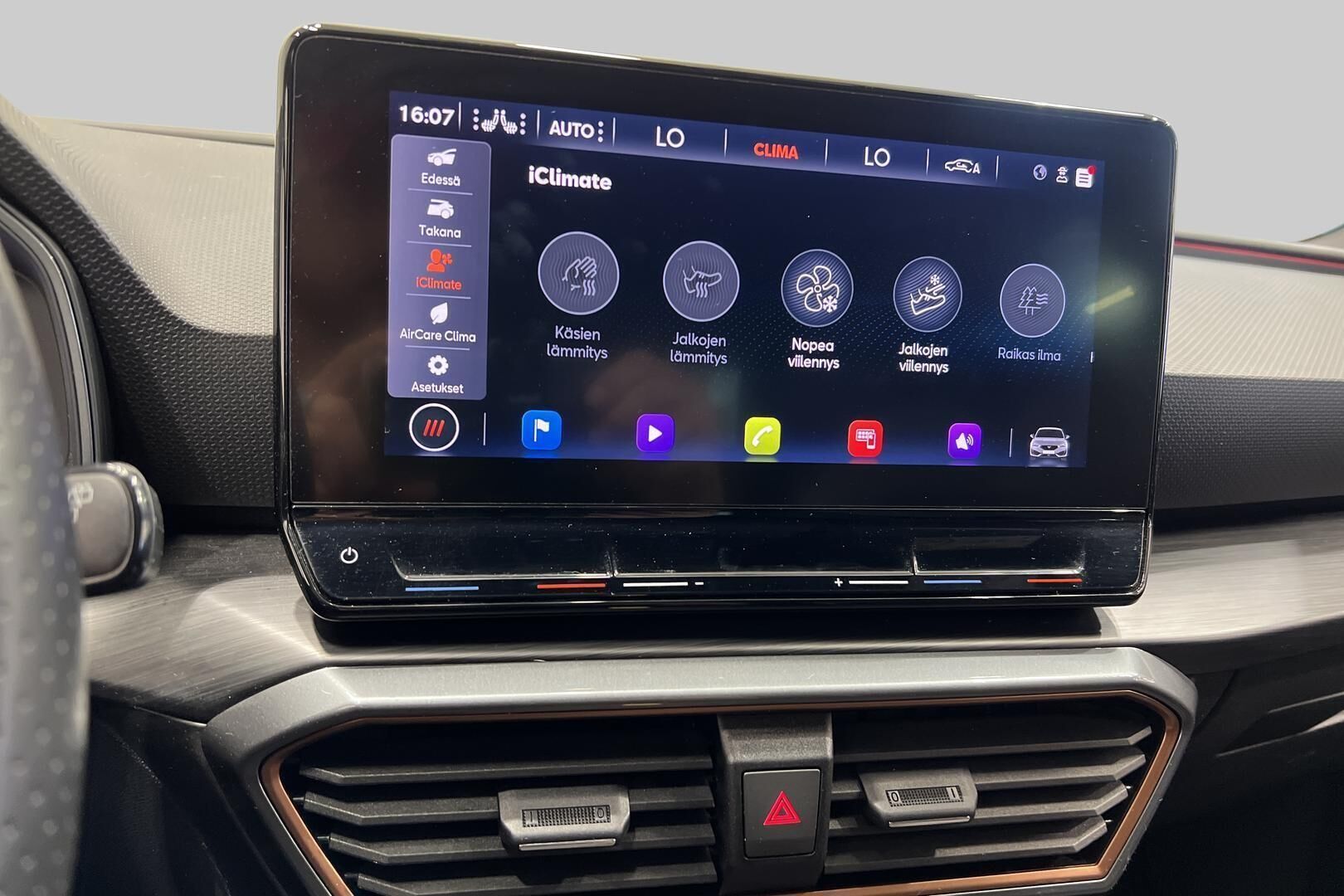 Cupra Leon iso kuva 29