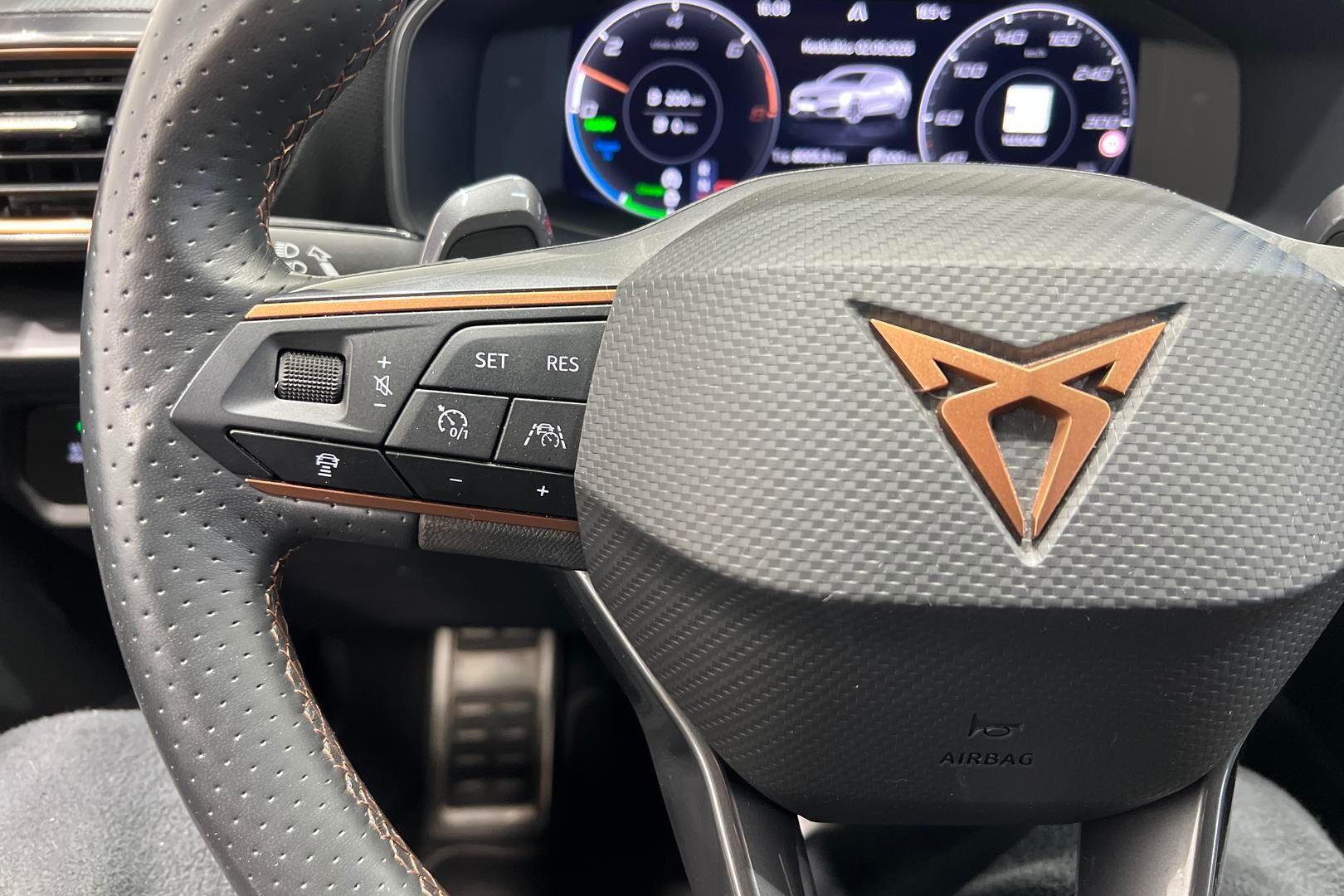 Cupra Leon iso kuva 38