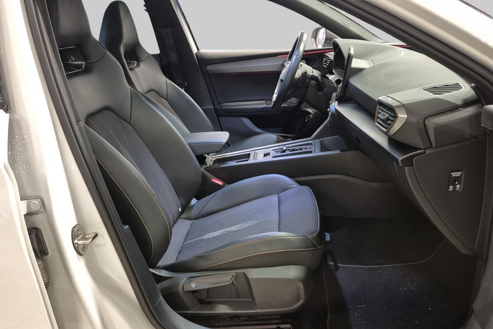 Cupra Leon iso kuva 4