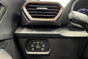Cupra Leon esikatselu 41