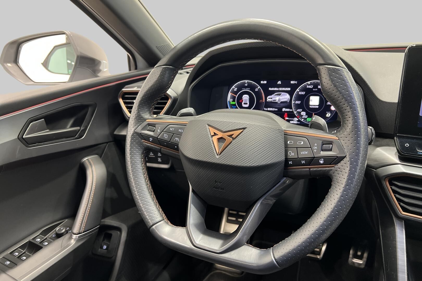 Cupra Leon iso kuva 46