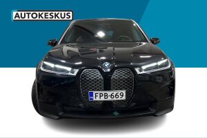 BMW iX esikatselu 1