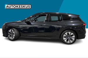 BMW iX esikatselu 7