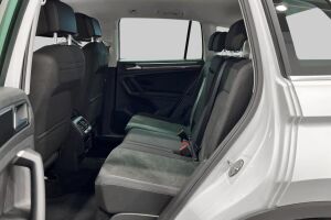 Volkswagen Tiguan esikatselu 10