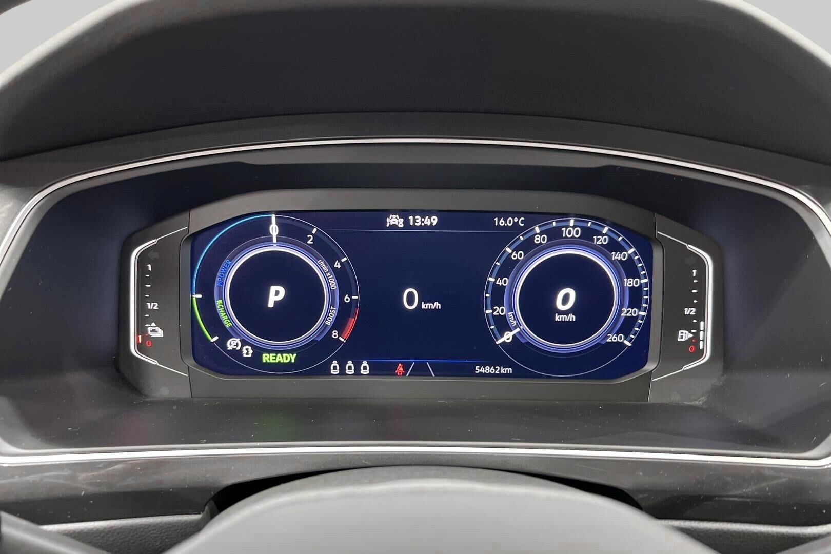 Volkswagen Tiguan iso kuva 14