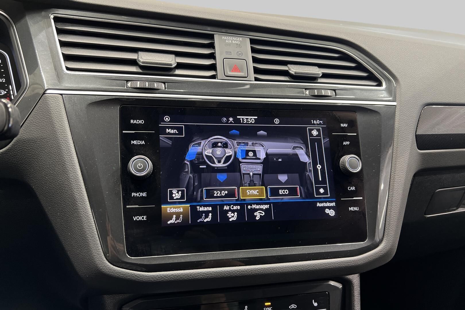 Volkswagen Tiguan iso kuva 22