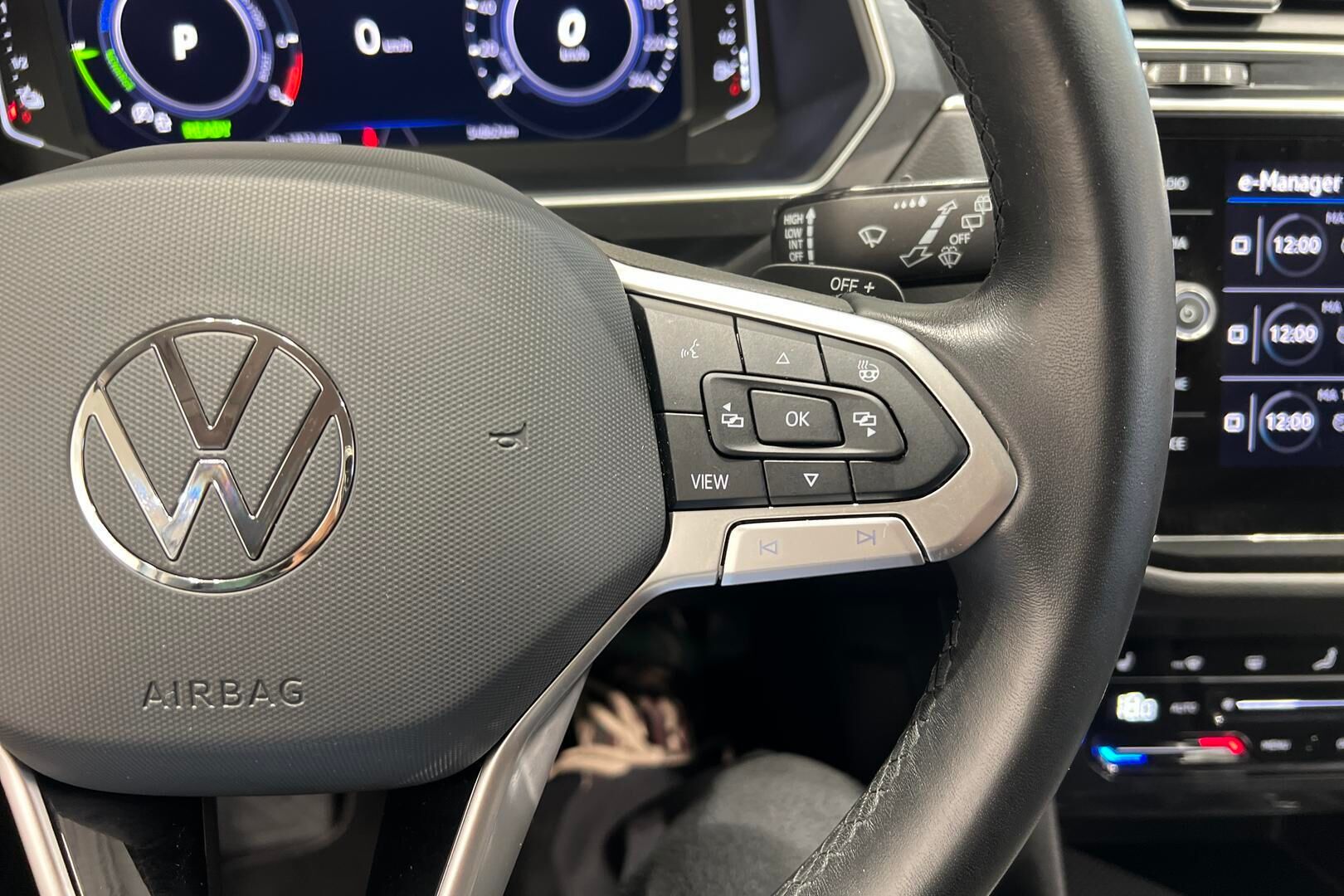 Volkswagen Tiguan iso kuva 29
