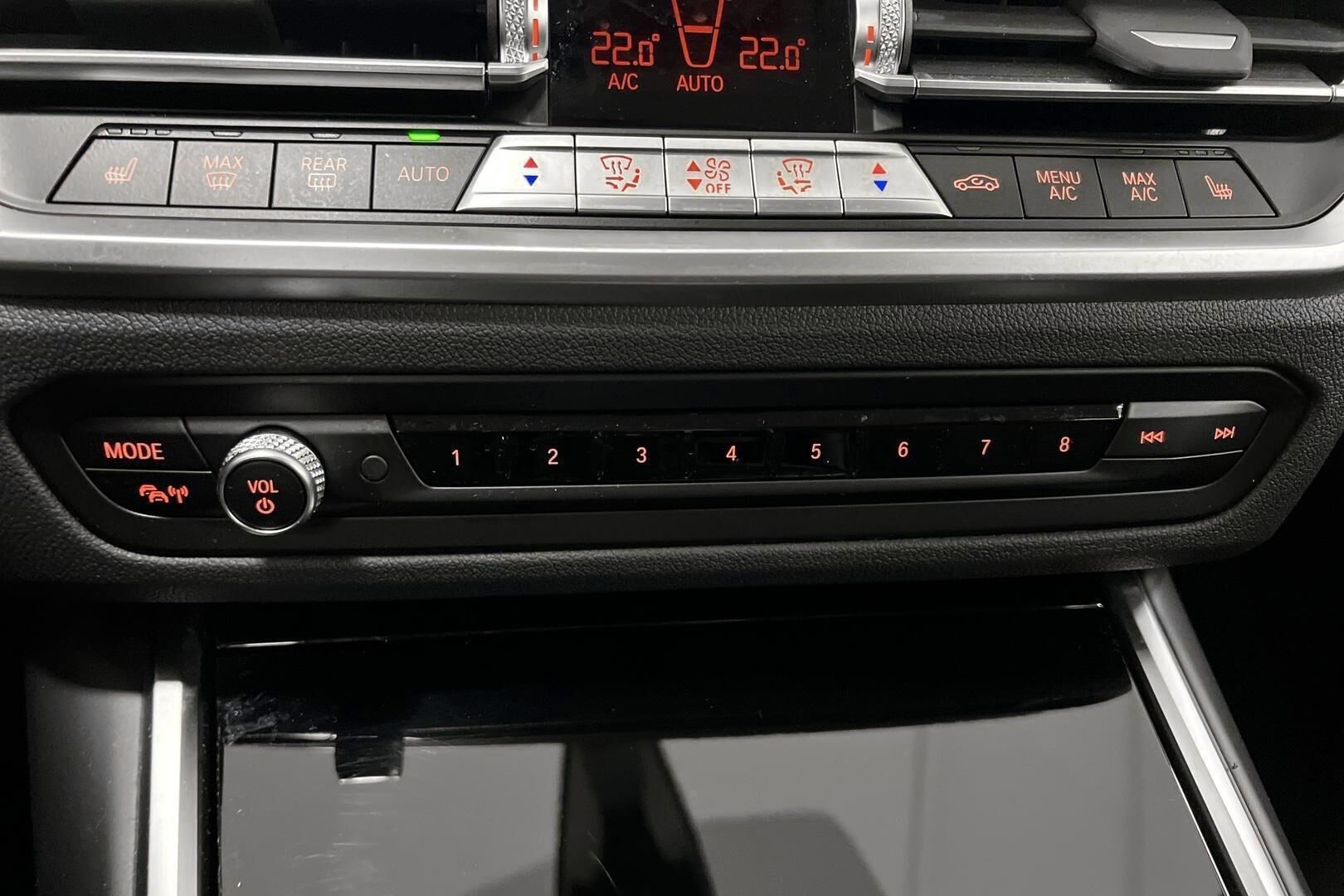 BMW 3-sarja iso kuva 16