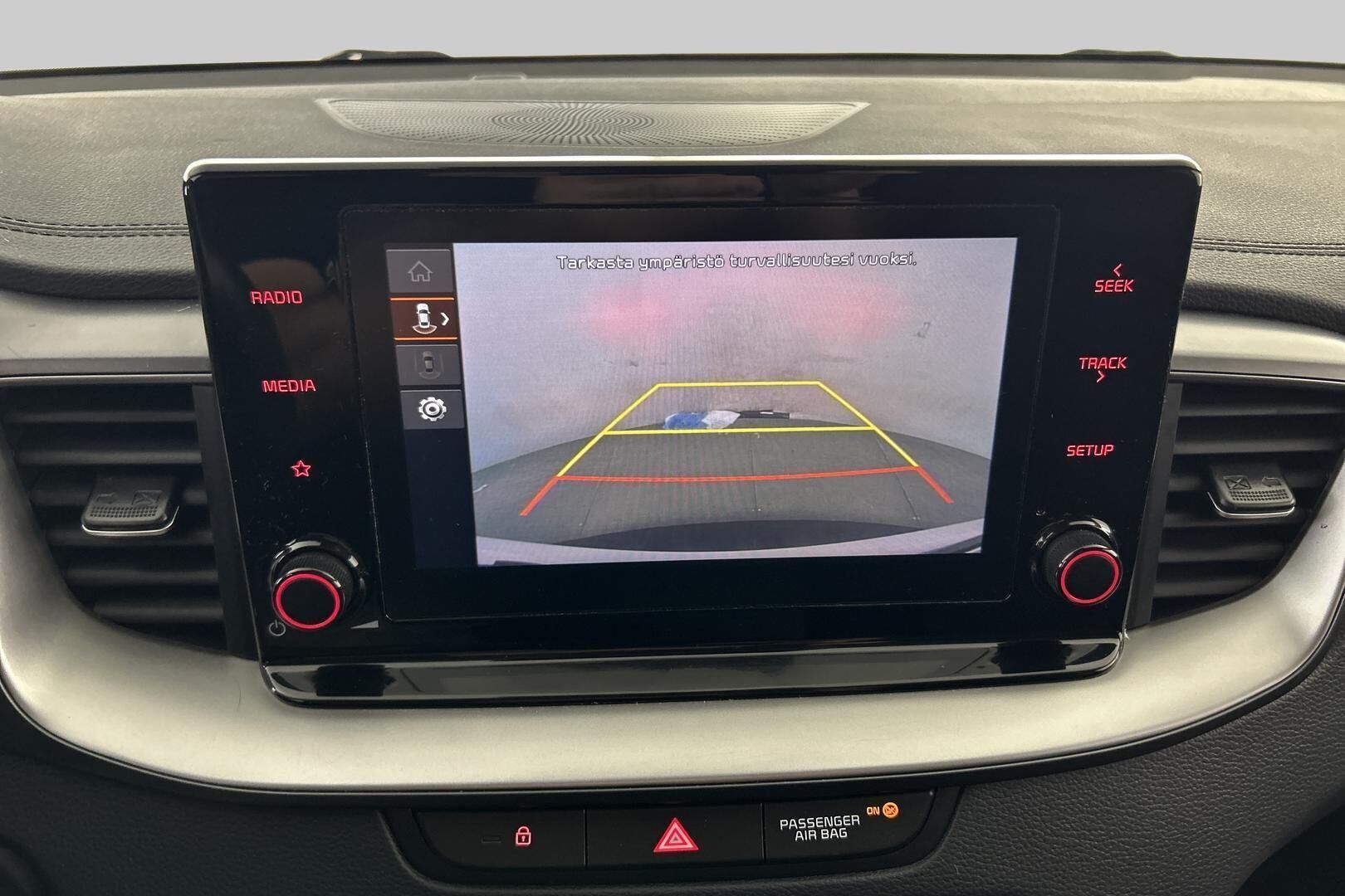 Kia Ceed iso kuva 11